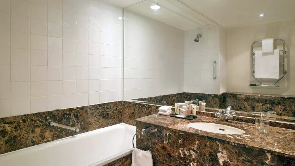 Millennium Gloucester Hotel London